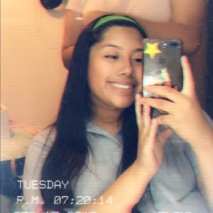 Meet your Posher, Lizbeth